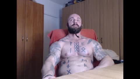 Snapshot of strongivan chatting on 02/12/25, 08:06 StrongIvan online show from 02/12/25, 08:06