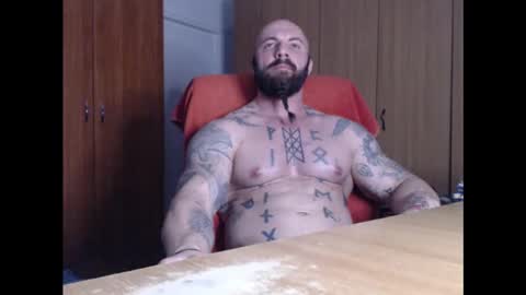 Snapshot of strongivan chatting on 03/09/25, 06:54 StrongIvan online show from 03/09/25, 06:54