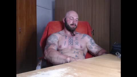 Snapshot of strongivan chatting on 05/24/26, 06:24 StrongIvan online show from 05/24/26, 06:24