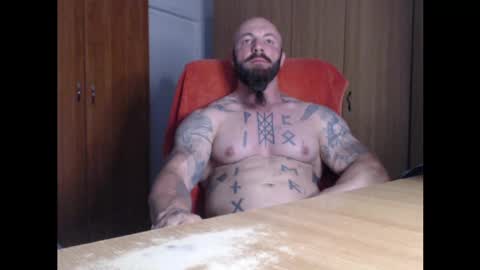 Snapshot of strongivan chatting on 05/27/26, 06:05 StrongIvan online show from 05/27/26, 06:05