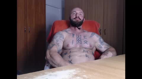 Snapshot of strongivan chatting on 06/09/26, 05:57 StrongIvan online show from 06/09/26, 05:57