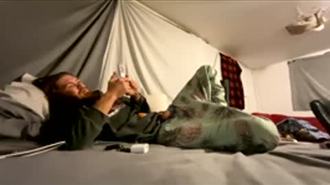 Snapshot of strumie3534336684 chatting on 12/01/25, 04:50 strumie3534336684 online show from 12/01/25, 04:50