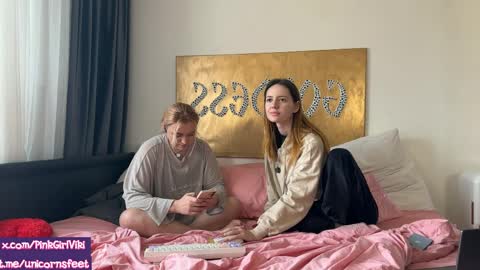 Snapshot of strupedsunicorns chatting on 03/30/26, 12:17 goddess online show from 03/30/26, 12:17