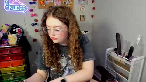 Strwbby online show from 02/17/26, 05:15