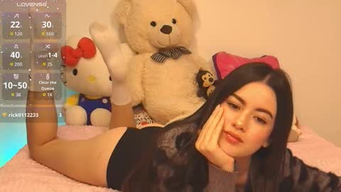 Snapshot of sttrawberry chatting on 12/15/25, 12:59 sttrawberry online show from 12/15/25, 12:59