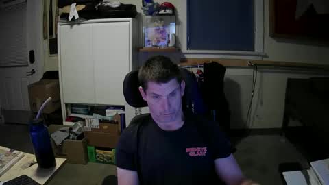 Snapshot of stturbo chatting on 12/20/24, 12:52 stturbo online show from 12/20/24, 12:52