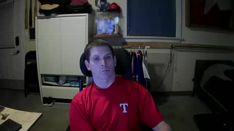 Snapshot of stturbo chatting on 12/25/24, 12:16 stturbo online show from 12/25/24, 12:16