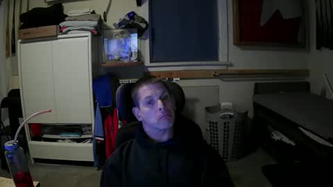 Snapshot of stturbo chatting on 10/22/25, 11:37 stturbo online show from 10/22/25, 11:37