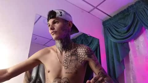 stuart_boy_ online show from 12/13/24, 09:46