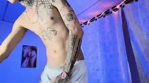 stuart_boy_ online show from 12/14/24, 12:22