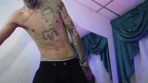 stuart_boy_ online show from 12/21/24, 04:19