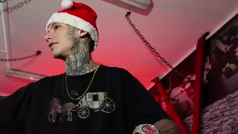 stuart_boy_ online show from 12/23/24, 08:25