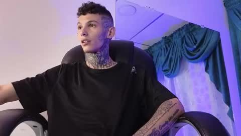 stuart_boy_ online show from 12/31/24, 03:12