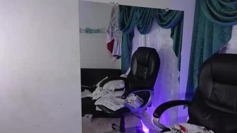 stuart_boy_ online show from 01/14/25, 06:24