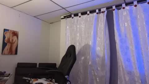 stuart_boy_ online show from 01/18/25, 03:53