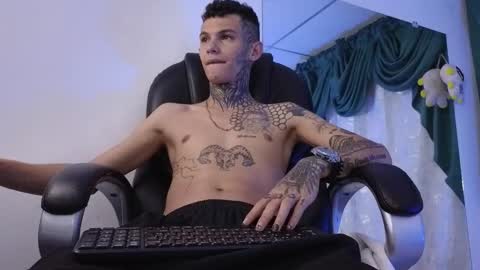 stuart_boy_ online show from 01/30/25, 08:11