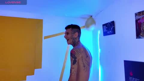 stuart_boy_ online show from 01/31/25, 11:46