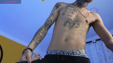 stuart_boy_ online show from 02/03/25, 06:24