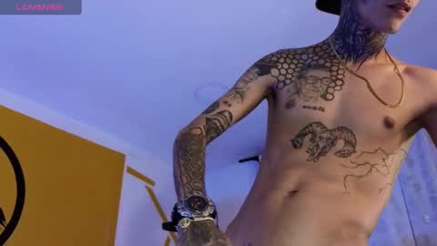 stuart_boy_ online show from 02/05/25, 11:06