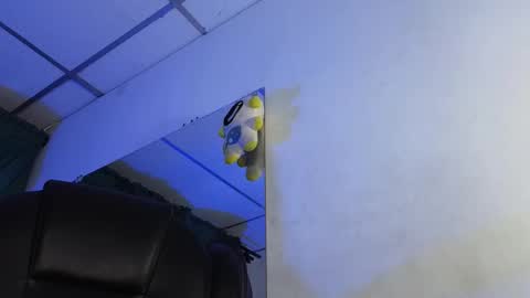 stuart_boy_ online show from 02/23/25, 07:55