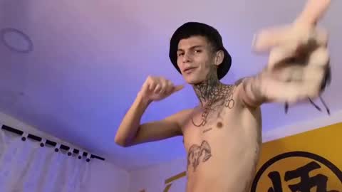 stuart_boy_ online show from 02/26/25, 11:04