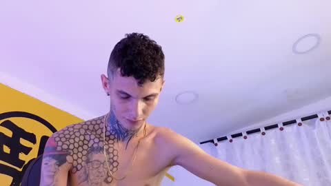 stuart_boy_ online show from 03/02/25, 05:01