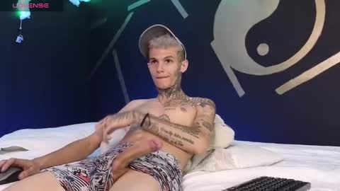 stuart_boy_ online show from 03/09/25, 06:06