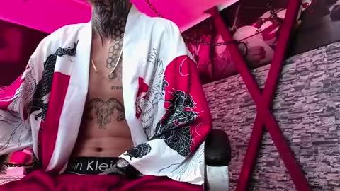 stuart_boy_ online show from 10/07/25, 05:15