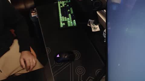 Snapshot of stud69861714 chatting on 10/19/25, 06:14 stud69861714 online show from 10/19/25, 06:14