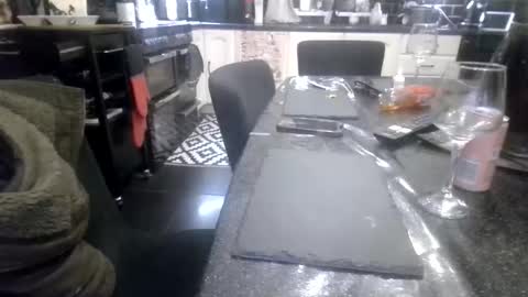 stud_1975 online show from 01/19/26, 12:03