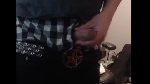 Snapshot of studbeltbro chatting on 09/30/25, 06:29 studbeltbro online show from 09/30/25, 06:29