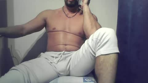 Snapshot of studdotcom chatting on 01/10/25, 05:56 Ero online show from 01/10/25, 05:56