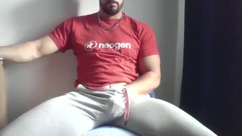Snapshot of studdotcom chatting on 02/21/25, 08:51 Ero online show from 02/21/25, 08:51