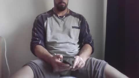 Snapshot of studdotcom chatting on 10/29/25, 09:55 Ero online show from 10/29/25, 09:55