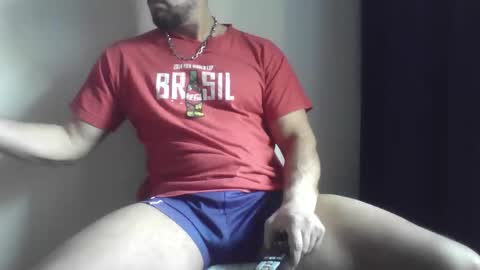 Snapshot of studdotcom chatting on 11/13/25, 10:36 Ero online show from 11/13/25, 10:36