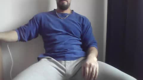 Snapshot of studdotcom chatting on 12/04/25, 10:35 Ero online show from 12/04/25, 10:35