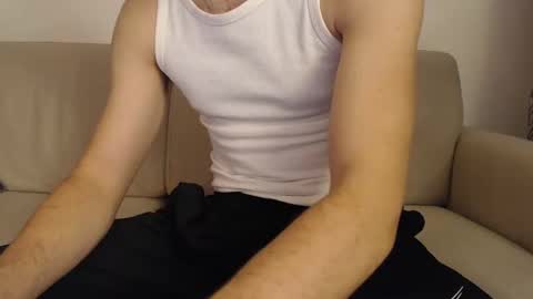 Stud From Paris online show from 01/29/25, 02:32