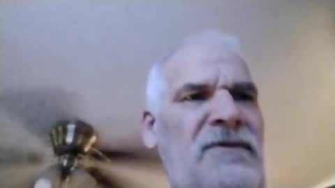 Snapshot of stuffamuffagus69 chatting on 11/16/25, 09:31 stuffamuffagus69 online show from 11/16/25, 09:31