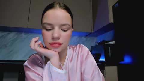 Mary online show from 12/12/24, 07:52