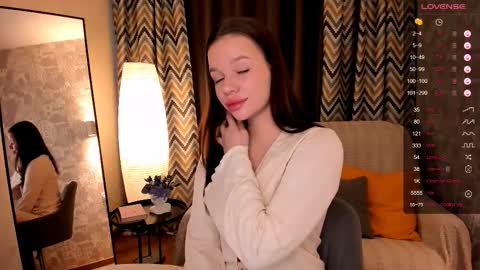 Mary online show from 10/19/25, 06:14