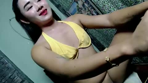Snapshot of stunning_andrea69 chatting on 05/14/26, 05:31 stunning_andrea69 online show from 05/14/26, 05:31