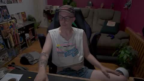 Snapshot of stupiddef chatting on 05/20/26, 04:07 Buck Nunchuck online show from 05/20/26, 04:07