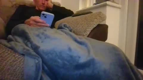 Snapshot of stuuuey73 chatting on 12/13/25, 10:48 stuuuey73 online show from 12/13/25, 10:48