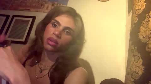 Snapshot of stxllaxcx chatting on 03/17/26, 04:06 stxllaxcx online show from 03/17/26, 04:06