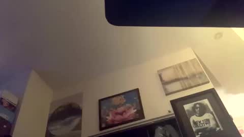 Snapshot of stxllaxcx chatting on 03/18/26, 08:56 stxllaxcx online show from 03/18/26, 08:56