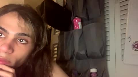 Snapshot of stxllaxcx chatting on 03/30/26, 01:45 stxllaxcx online show from 03/30/26, 01:45