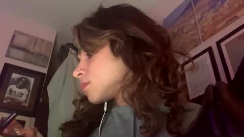 Snapshot of stxllaxcx chatting on 04/09/26, 03:39 stxllaxcx online show from 04/09/26, 03:39