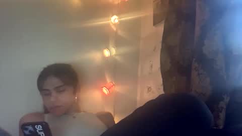 Snapshot of stxllaxcx chatting on 04/18/26, 08:53 stxllaxcx online show from 04/18/26, 08:53