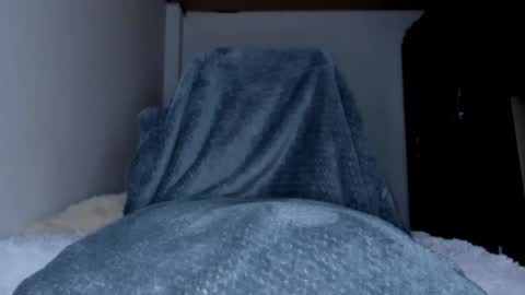 stylish men online show from 09/16/25, 03:02