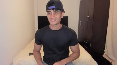 stylish men online show from 10/03/25, 06:16